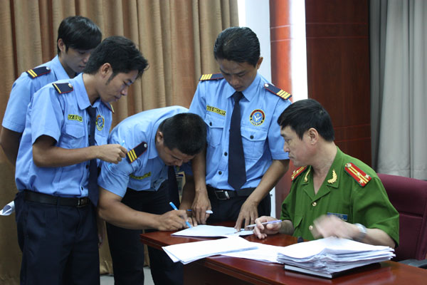 Đội ngũ bảo vệ