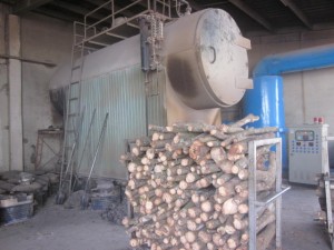 Lò hơi đốt củi