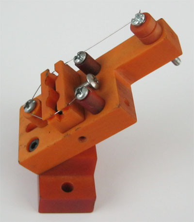 Jig tuốt dây
