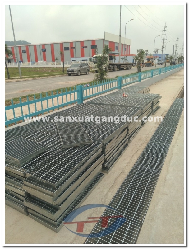 Cung cấp tấm sàn Grating mạ kẽm cho KCN Yên Phong