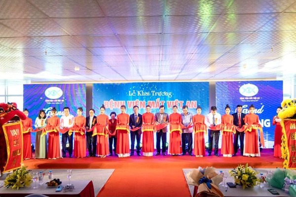 Khai trương bệnh viện mắt Việt An - Quảng Bình