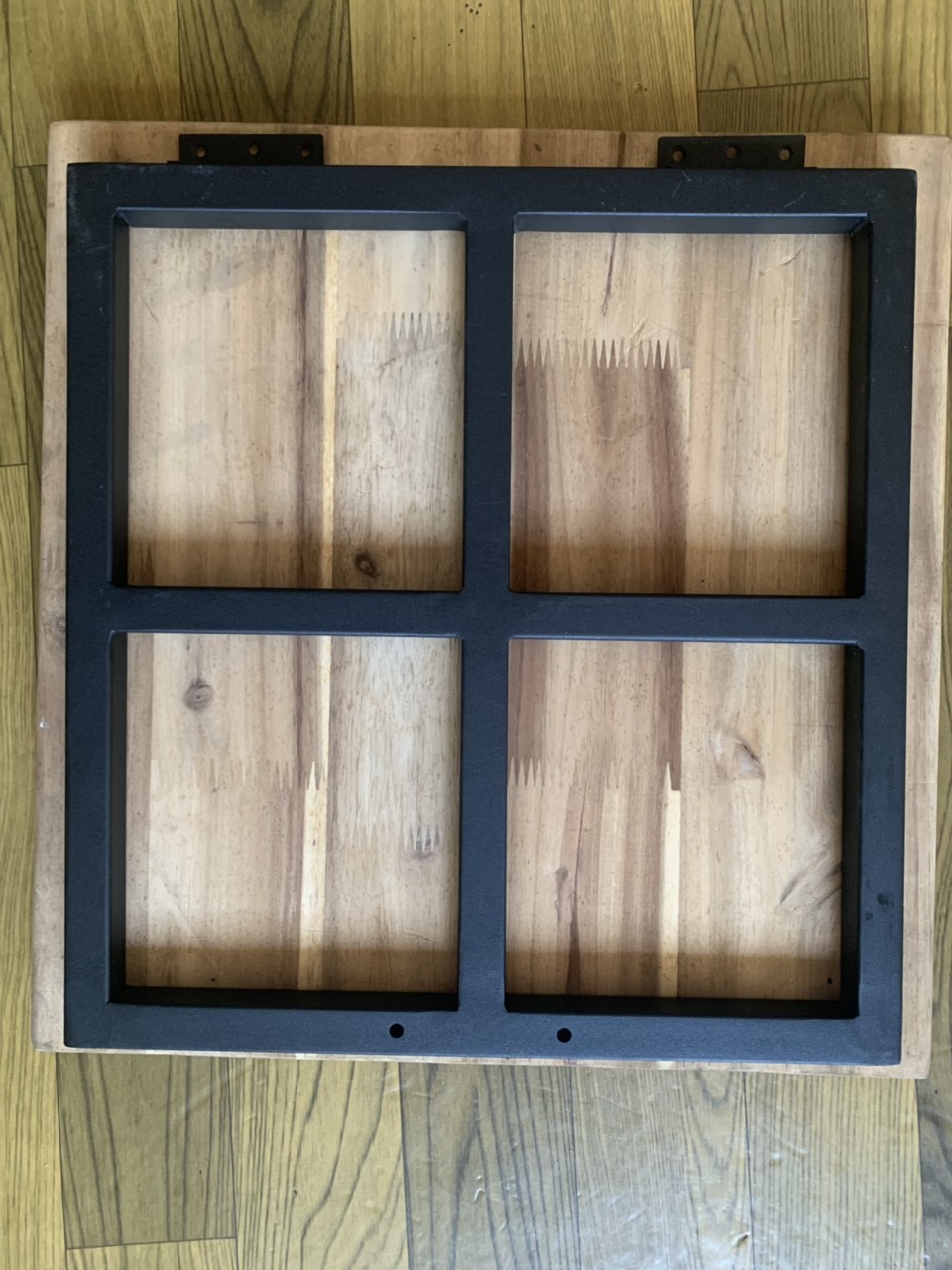 Khung cửa 374x354x20mm