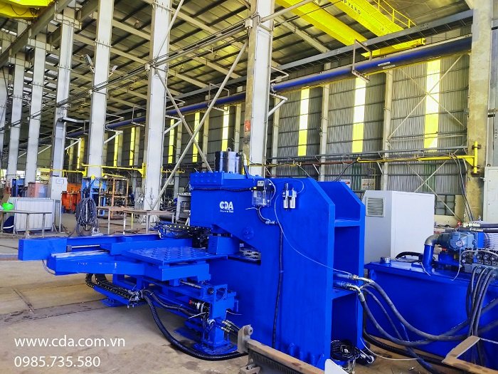 Máy đột bản mã CNC