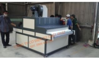 Máy sấy UV