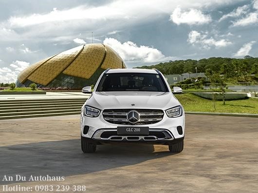 MERCEDES-BENZ GLC 200