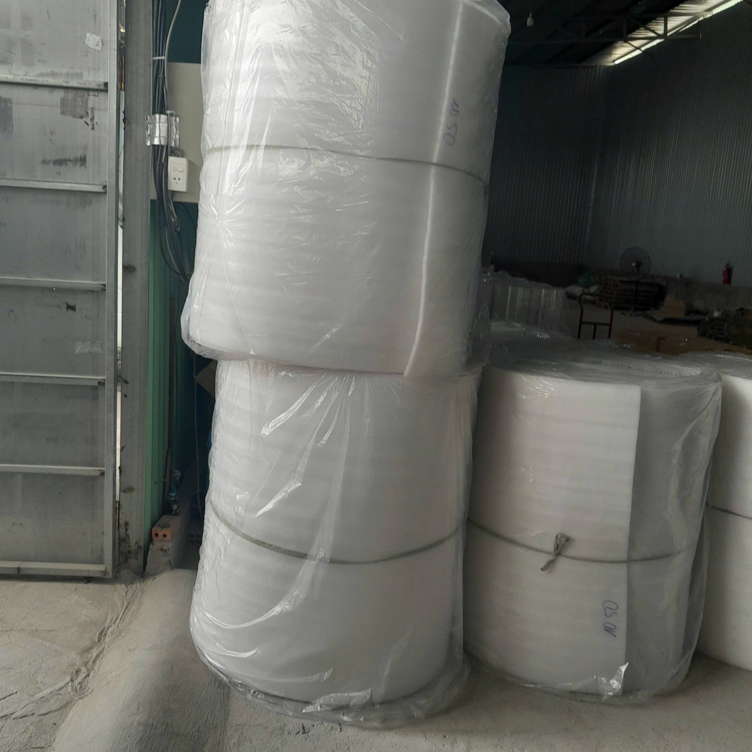 Màng PE foam