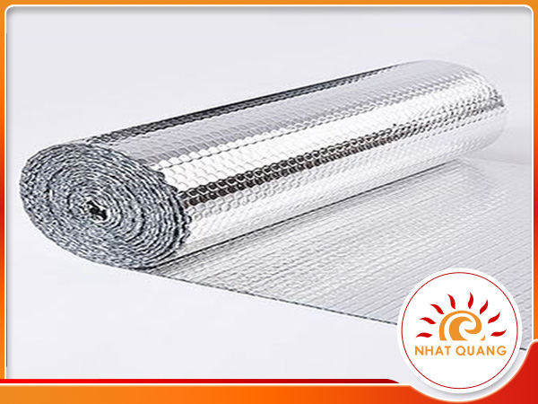 Màng nhôm ghép với xốp khí dùng trong cách nhiệt