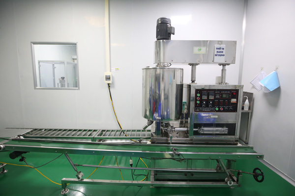 Trang thiết bị sản xuất