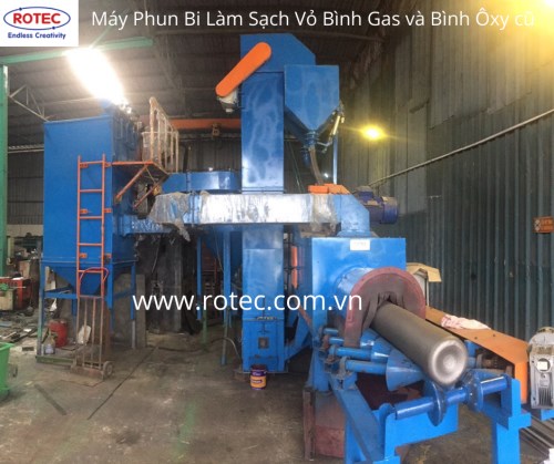 Máy phun bi làm sạch vỏ bình gas và bình oxy cũ