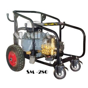 Máy phun nước cao áp SUMIKA