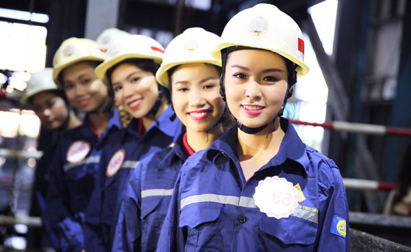 May đồng phục công nhân