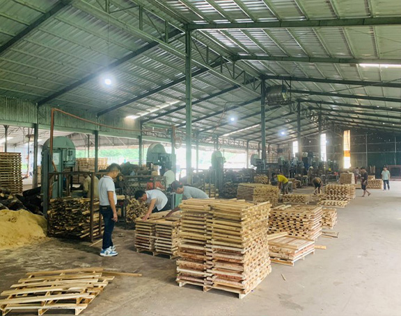 Máy xẻ gỗ cao su