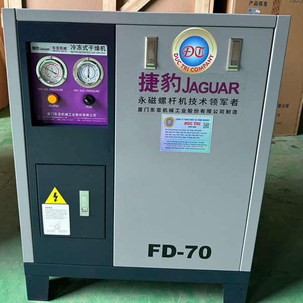 Máy sấy khí FD-70