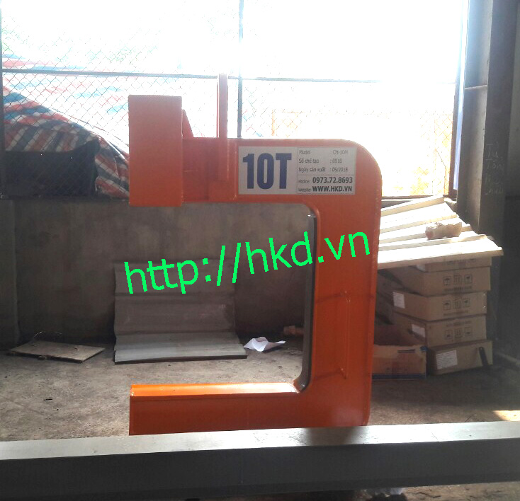 Móc cẩu chữC 10 tấn