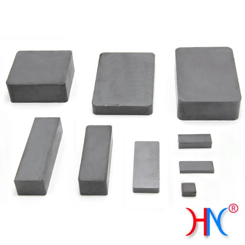 Nam châm đen (ferrite) hình khối