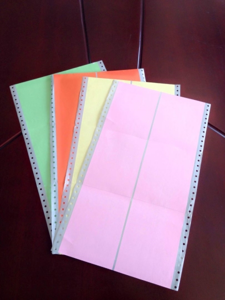 Nhãn đục lỗ 2 biên