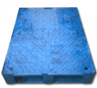 Pallet nhựa màu xanh