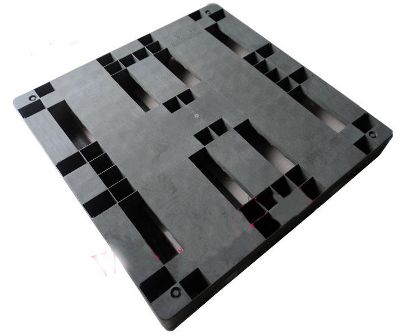 Pallet nhựa màu đen