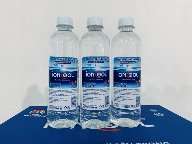 Nước ion kiềm đóng chai