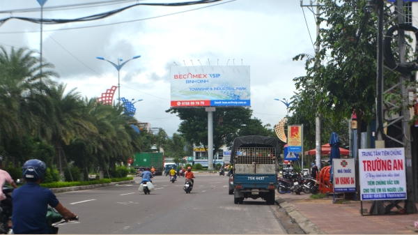 Thi công quảng cáo ngoài trời