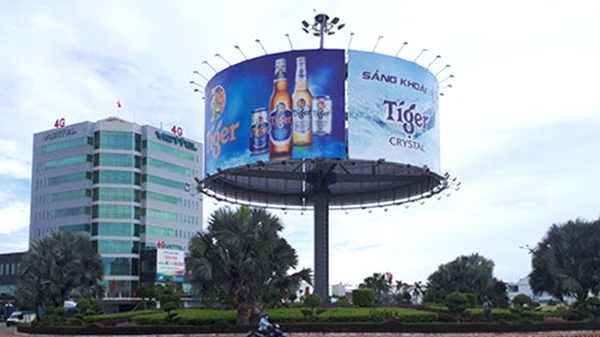Thi công quảng cáo ngoài trời