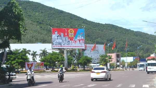 Thi công quảng cáo ngoài trời