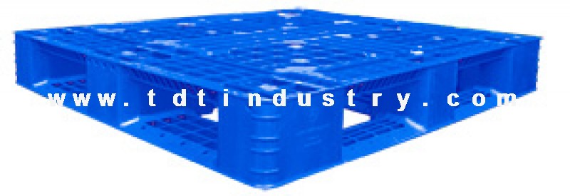 Pallet nhựa mới