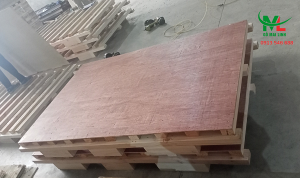 Pallet gỗ dán mặt liền