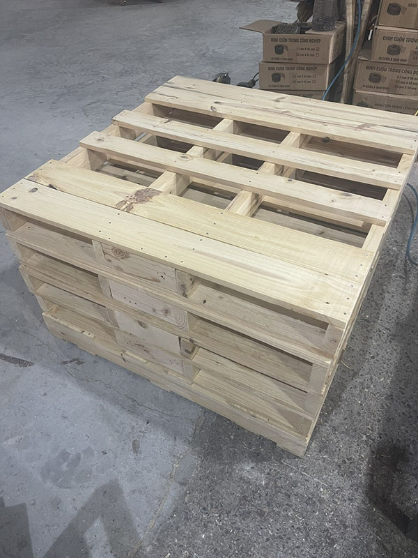 Pallet theo bản vẽ KT 1150x1150x130mm