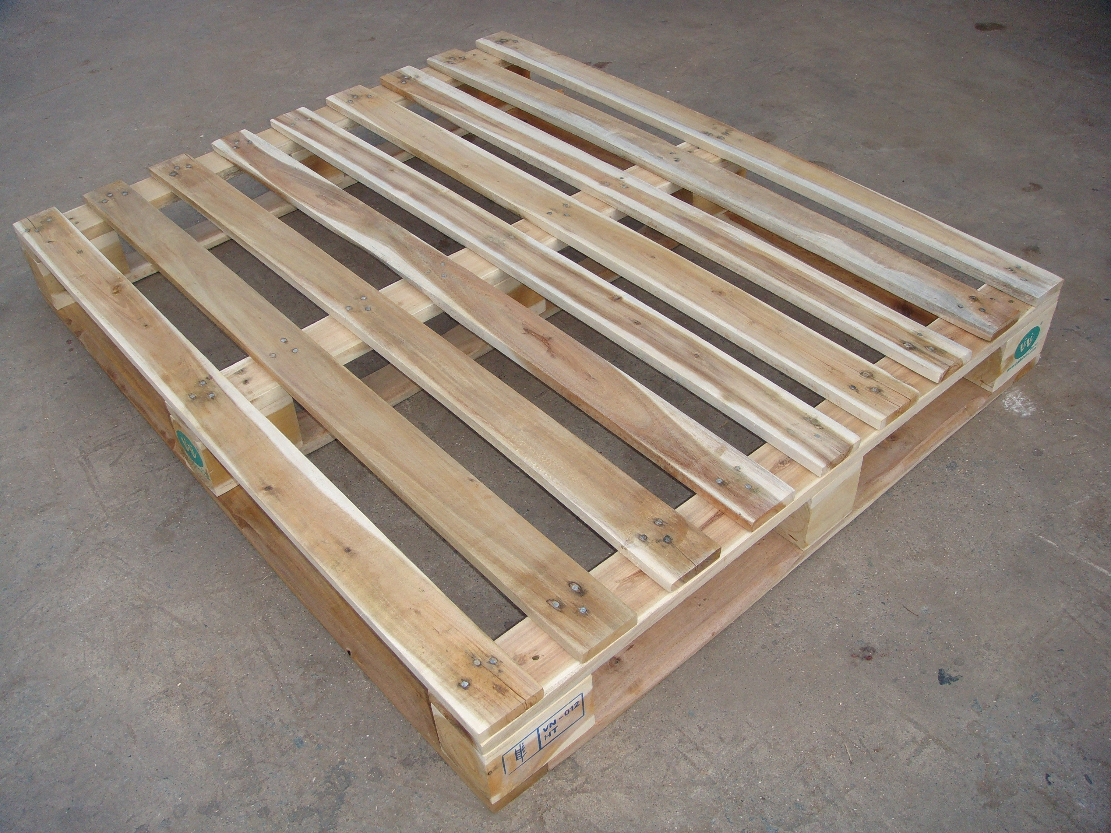 Pallet xuất khẩu 100x120x14.8 cm