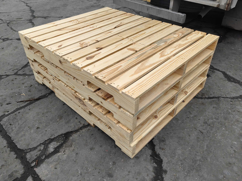 Pallet gỗ 4 hướng nâng