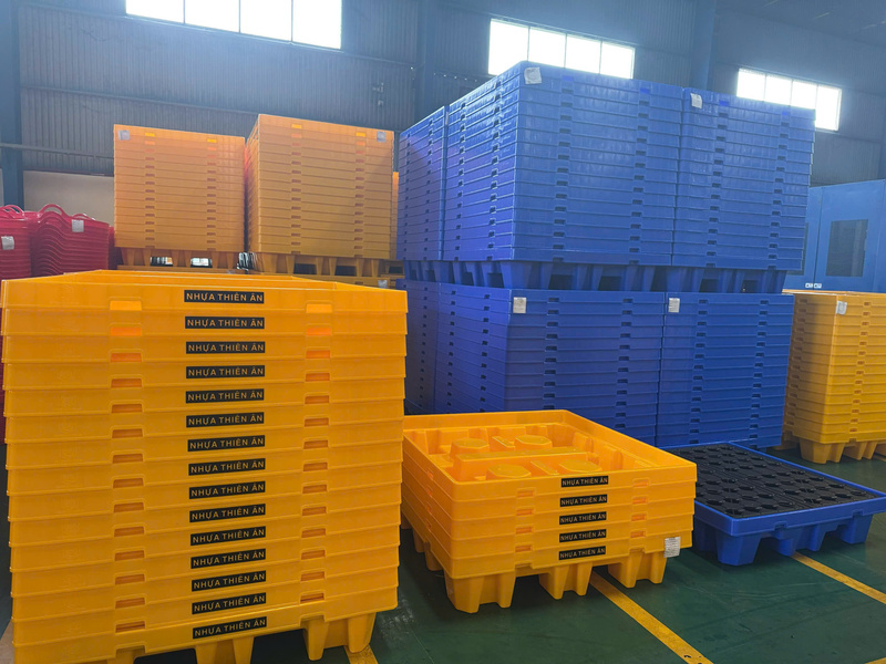 Pallet nhựa