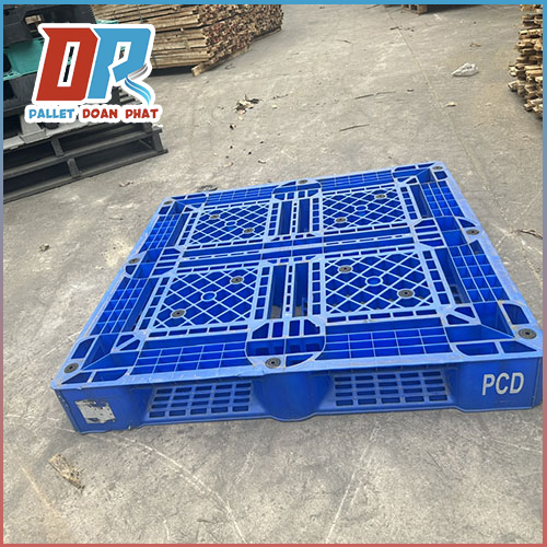 Pallet nhựa