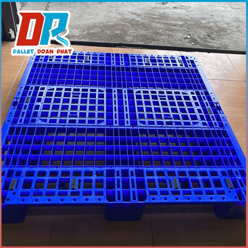 Pallet nhựa