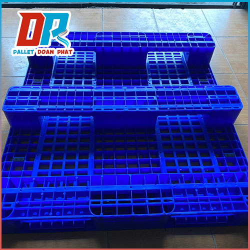 Pallet nhựa