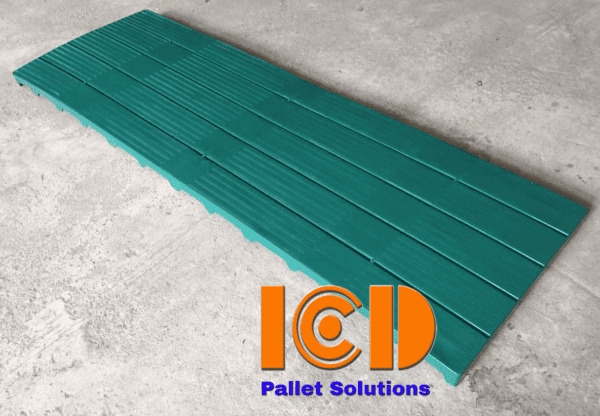 Pallet nhựa lót sàn không chân 1800x600x50mm màu xanh lá