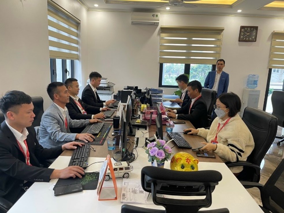 Băng tải xích nhựa