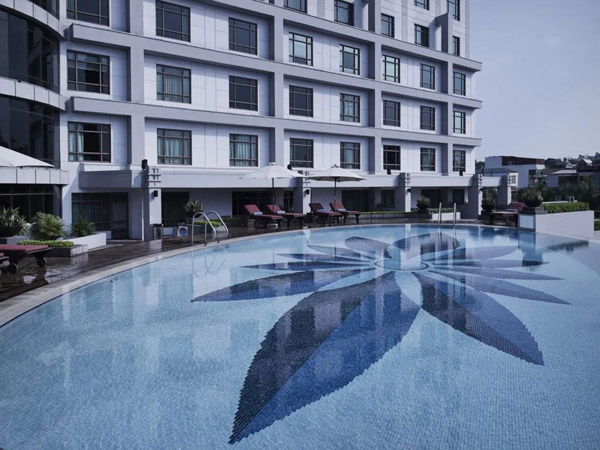 Khách sạn Pullman Hanoi