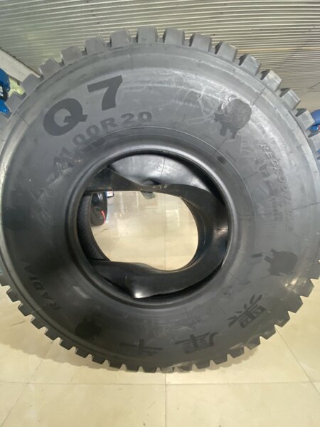 Lốp Q7 1100R20 - 18PR