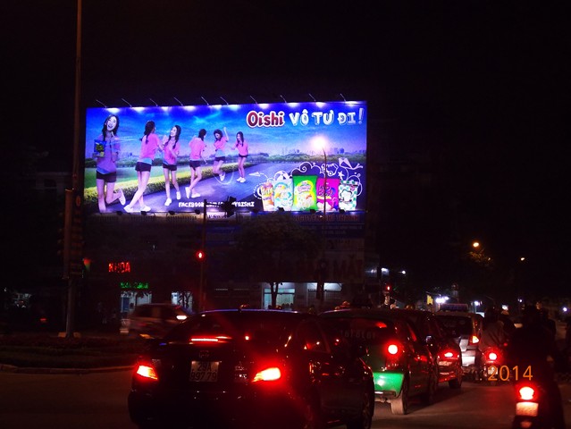 Quảng Cáo Pano Trong Thành Phố