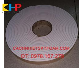 Ron ống gió trắng