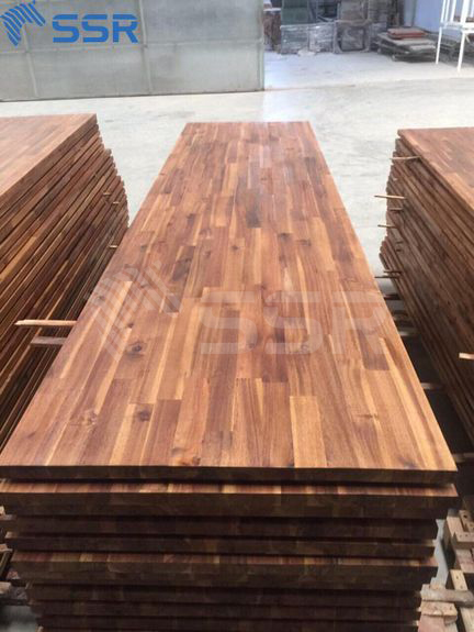 Sản xuất bàn bếp