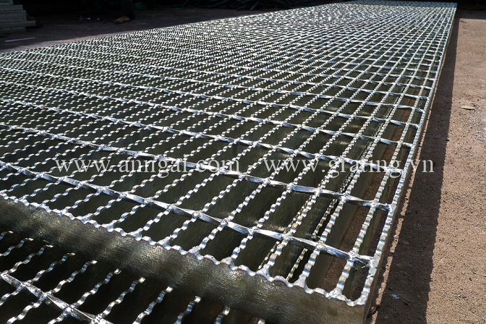 Sàn Grating