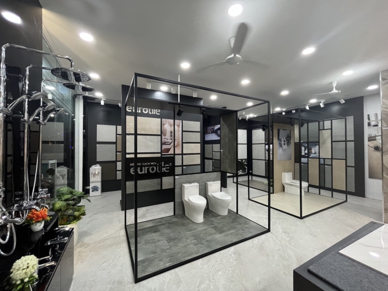 Thiết kế, thi công nội thất Showroom
