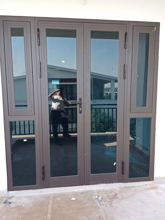 Thi công cửa nhôm