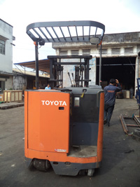 Xe nâng TOYOTA 3T-3M