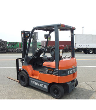 Xe nâng TOYOTA 7FB15