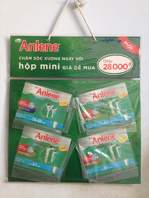 Hanger nhựa PVC