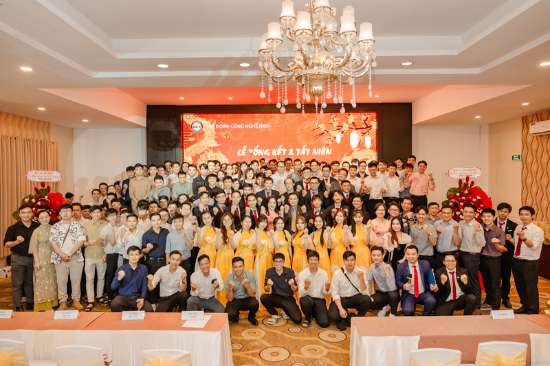 Tập thể nhân viên IDEA
