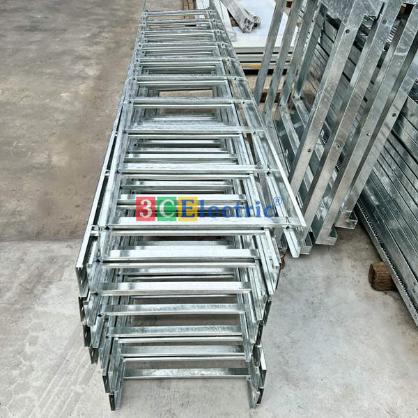 Thang cáp mạ kẽm